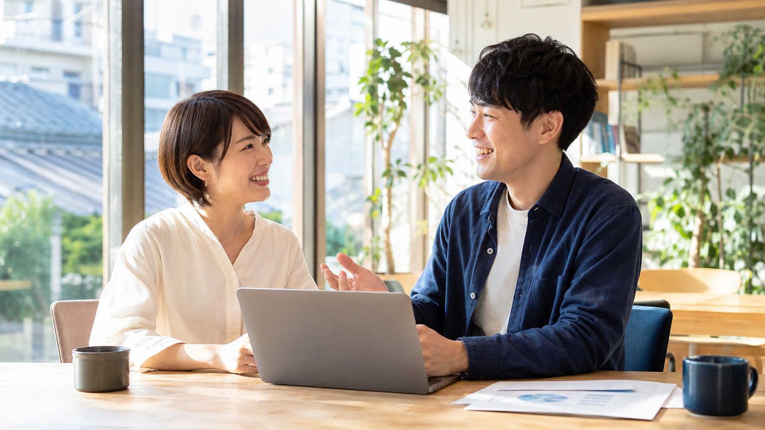 外資系営業職への転職に強いエージェントを活用する